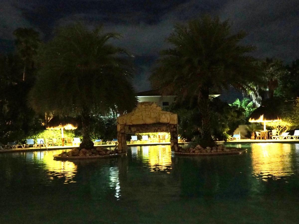 Kas Di Bami A-186 Op Seru Coral Resort - Ruim Appartement Met Groot Zwembad En Tropische Tuin Willemstad Luaran gambar
