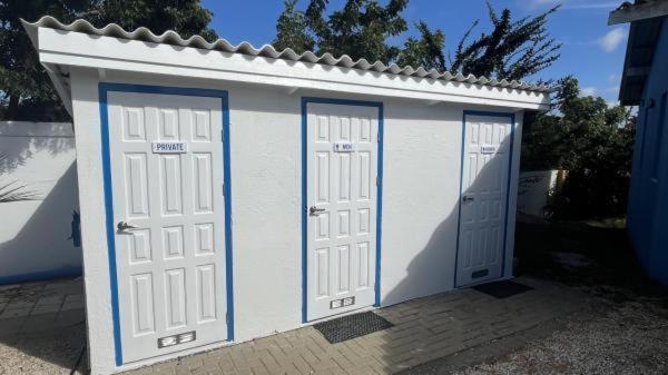 Kas Di Bami A-186 Op Seru Coral Resort - Ruim Appartement Met Groot Zwembad En Tropische Tuin Willemstad Luaran gambar